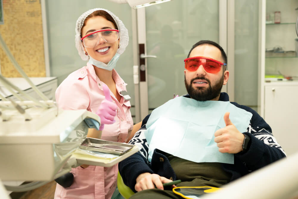 Why Dentists Should Be Active on LinkedIn for Networking and Growth